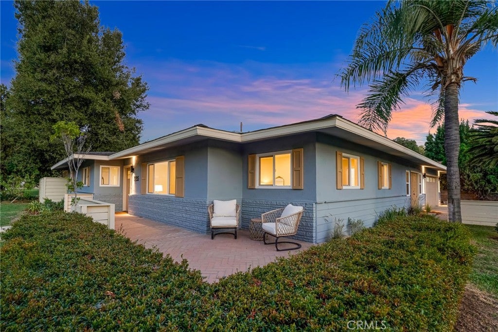 1235 Cedar