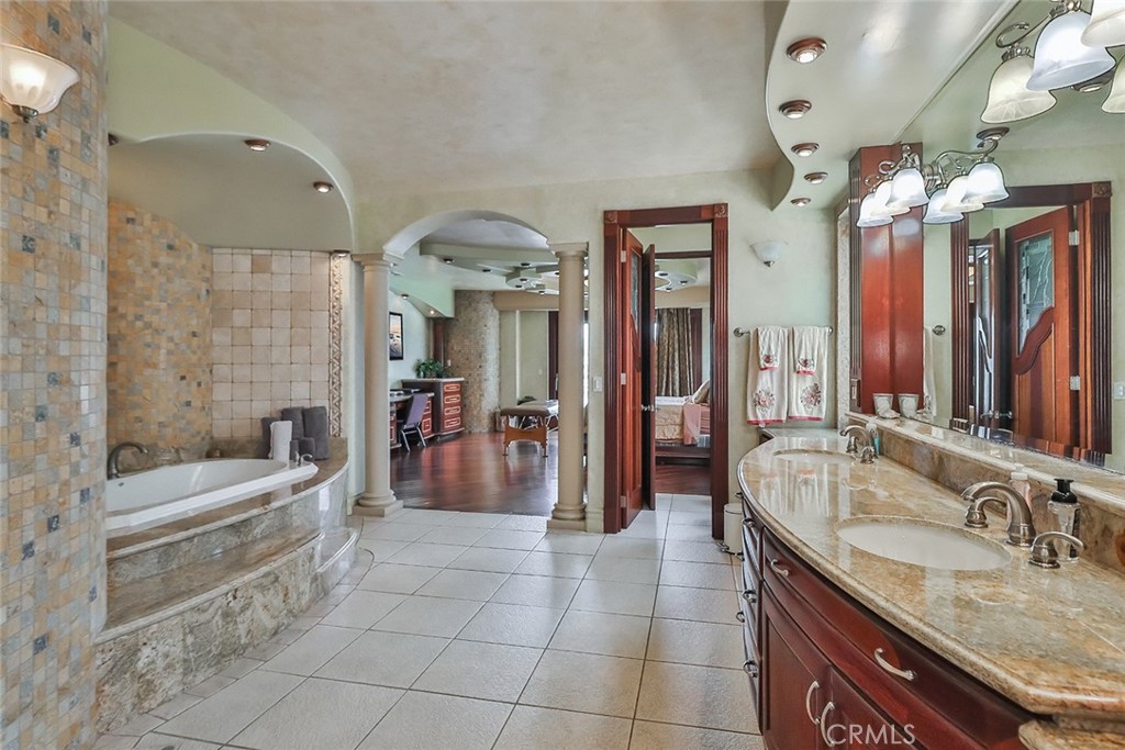 Naples (NA) - Residential