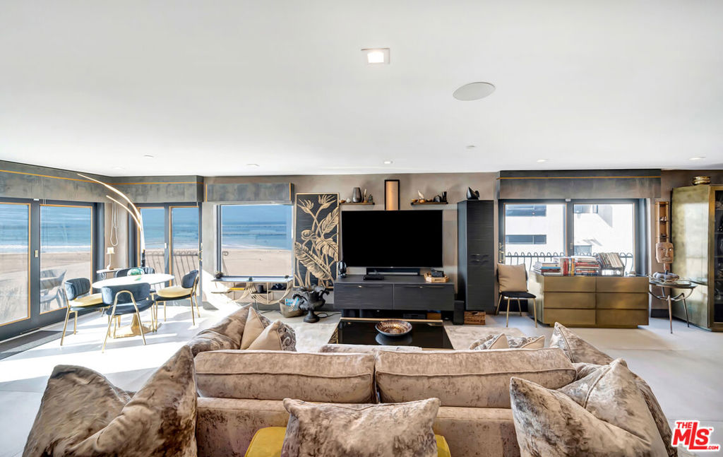 6309 Ocean Front walk 302