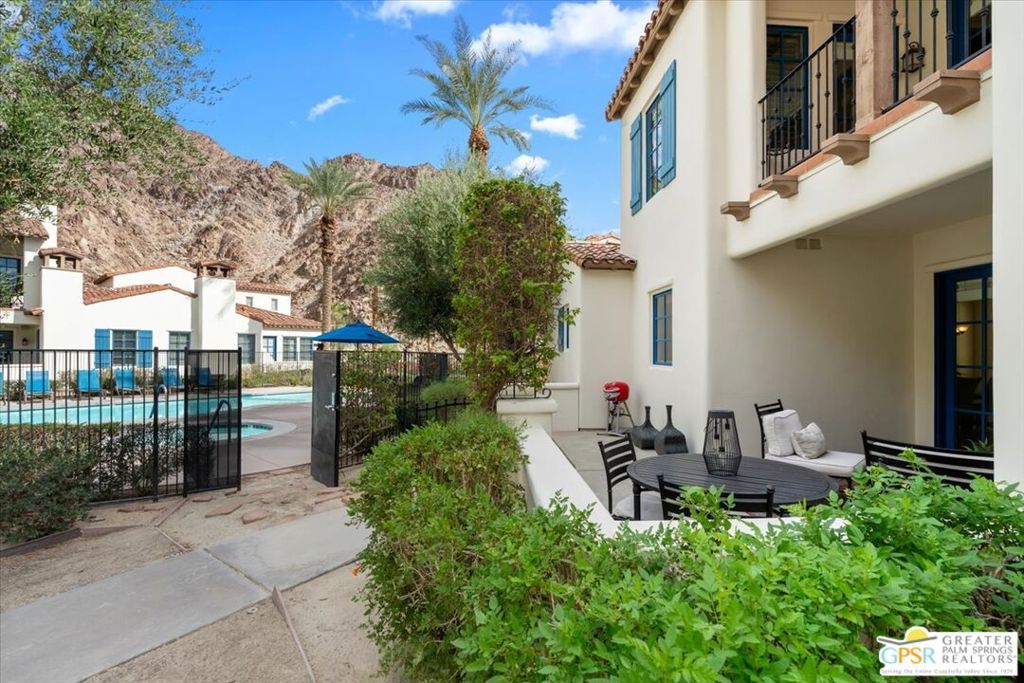 Legacy Villas - Residential