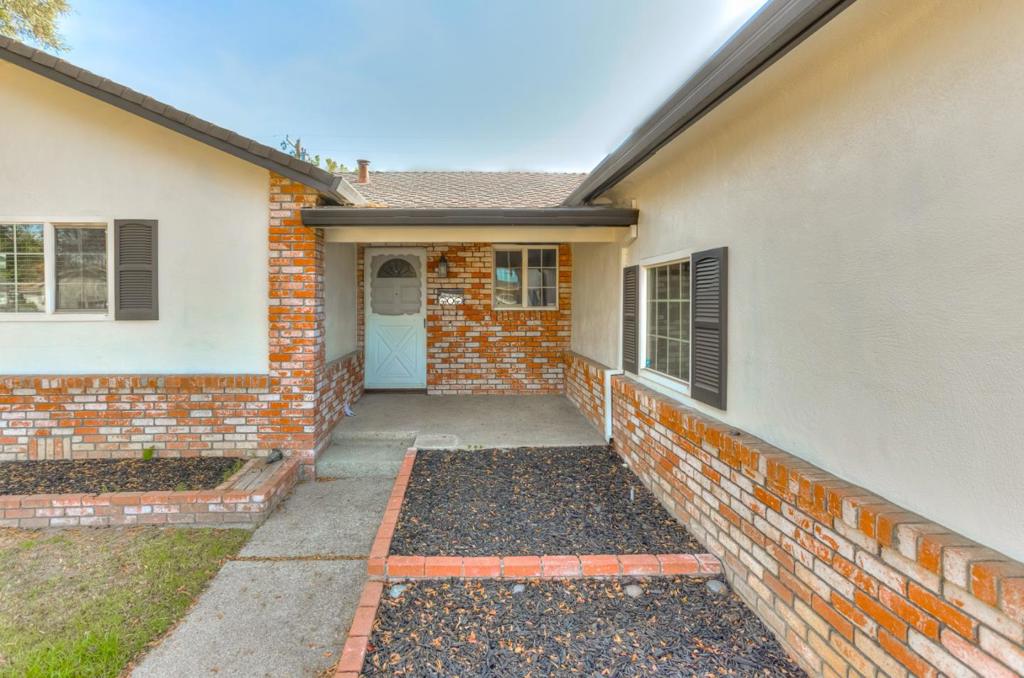 316 Charles Avenue