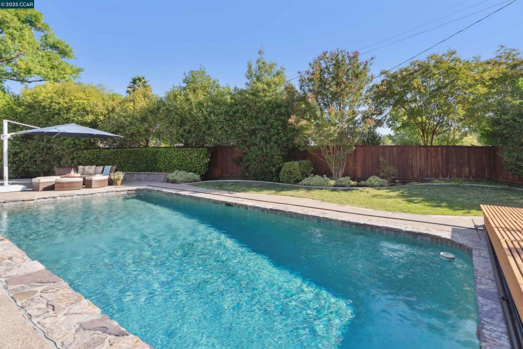 RANCHO SAN RAMON - Residential