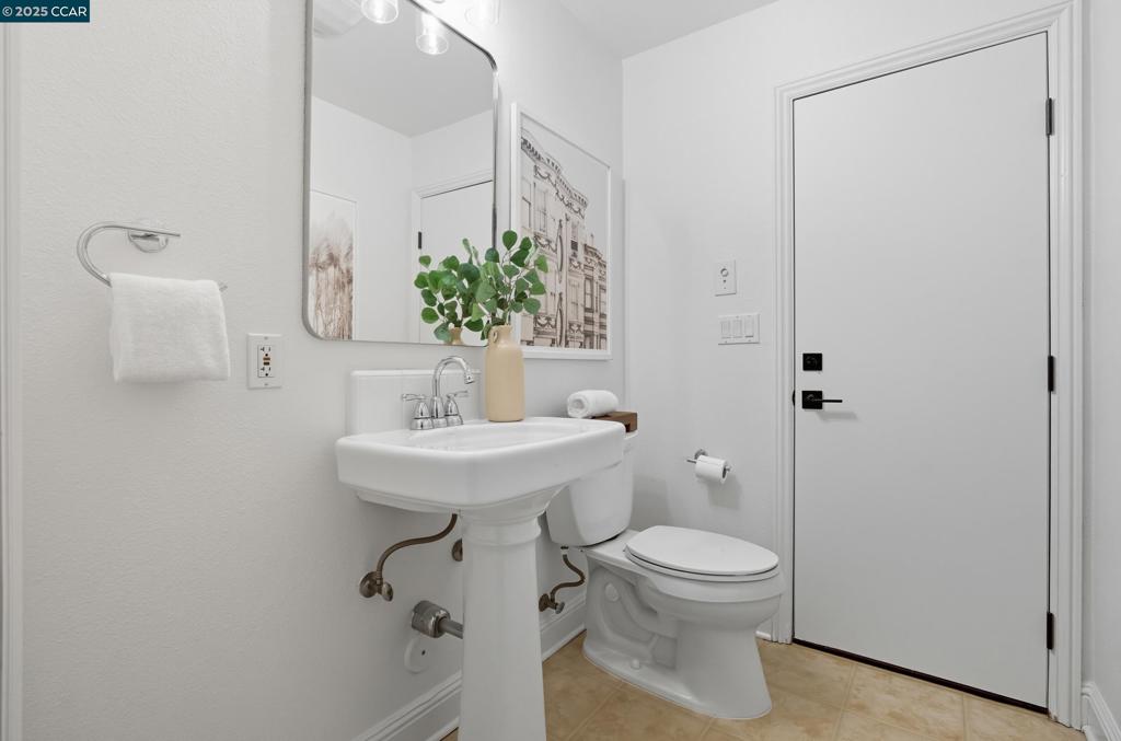 RANCHO SAN RAMON - Residential