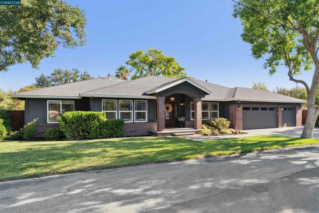 RANCHO SAN RAMON - Residential