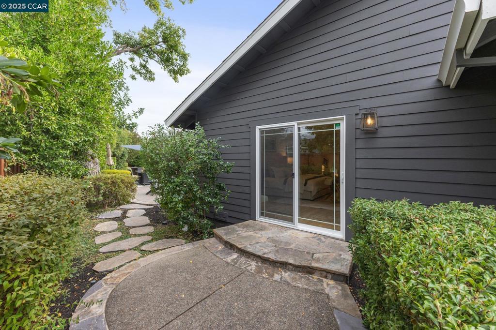 RANCHO SAN RAMON - Residential