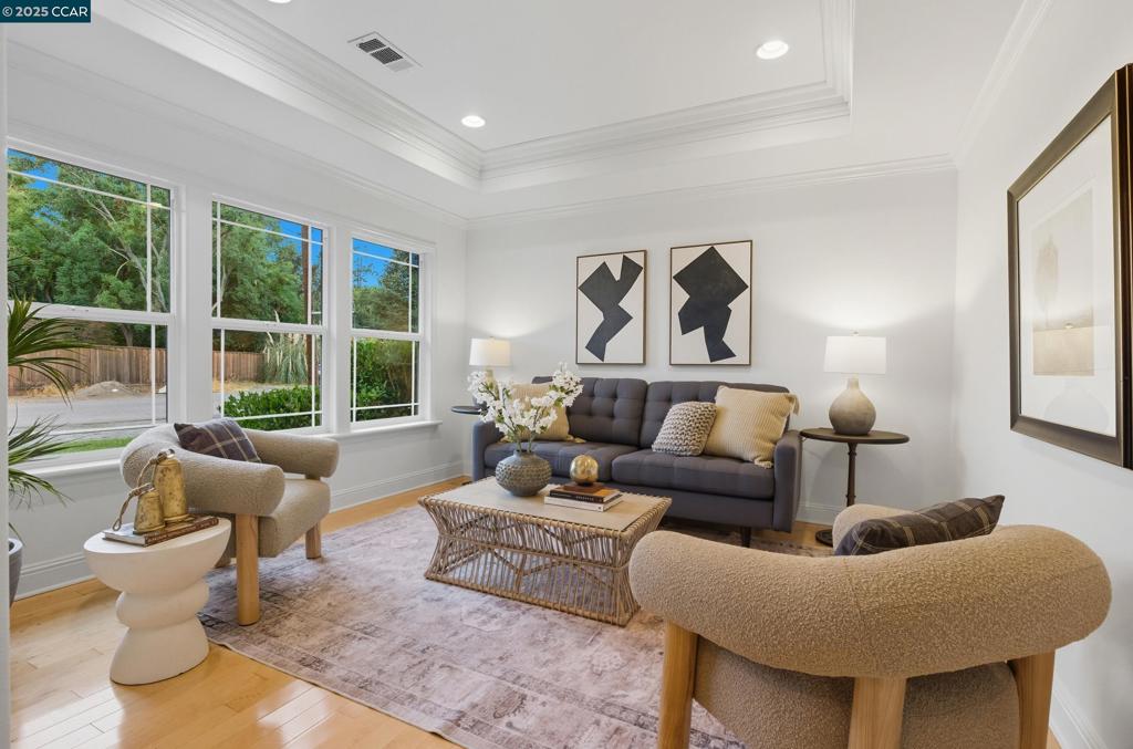 RANCHO SAN RAMON - Residential