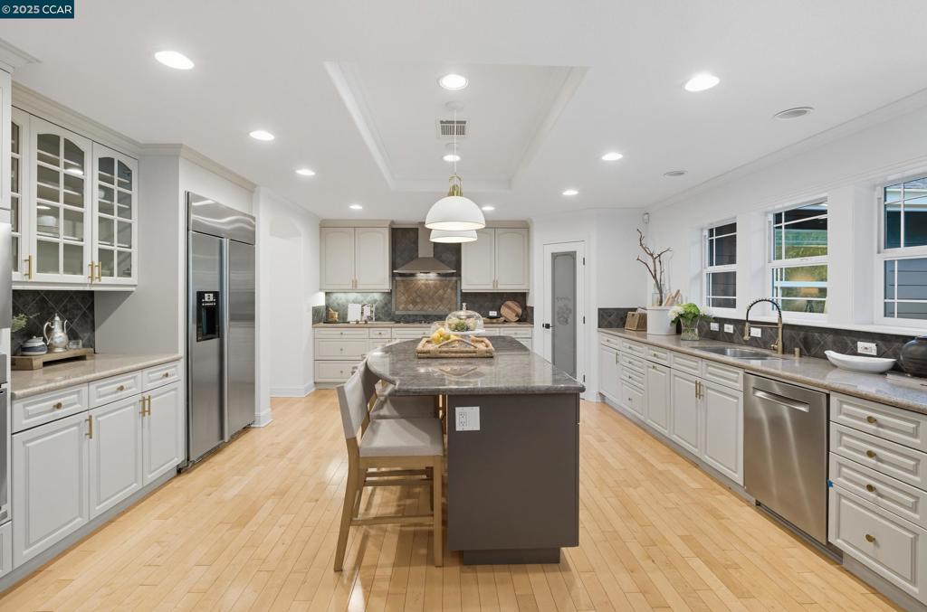 RANCHO SAN RAMON - Residential