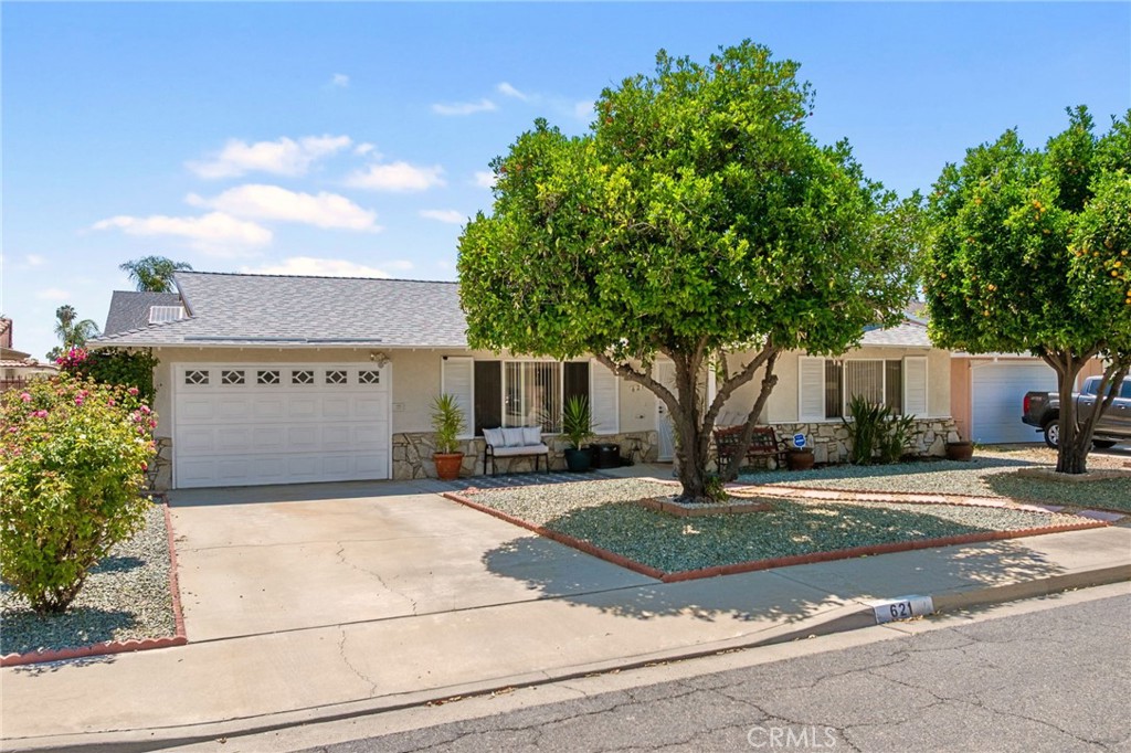 621 Shasta Way