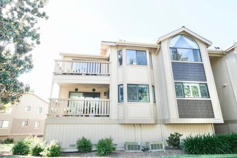 Photo of 2272 Brega Court, Morgan Hill, CA 95037 (MLS # ML82041909)