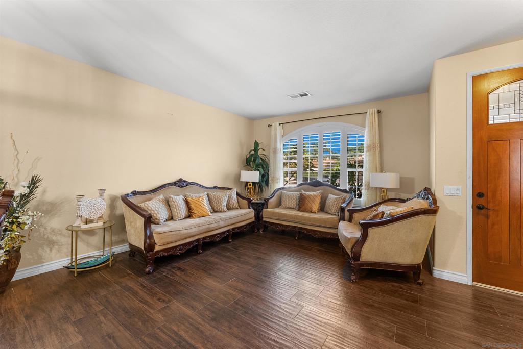 88-13886 Cheryl Creek Dr