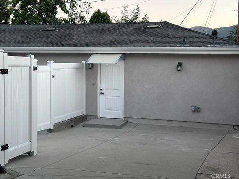 Photo of 3302 Paraiso Way WAY #A, La Crescenta, CA 91214 (MLS # GD26218490)