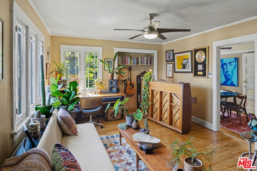 2449 Riverside Place