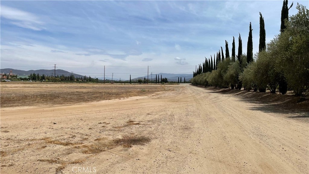 4 Rancho California Road