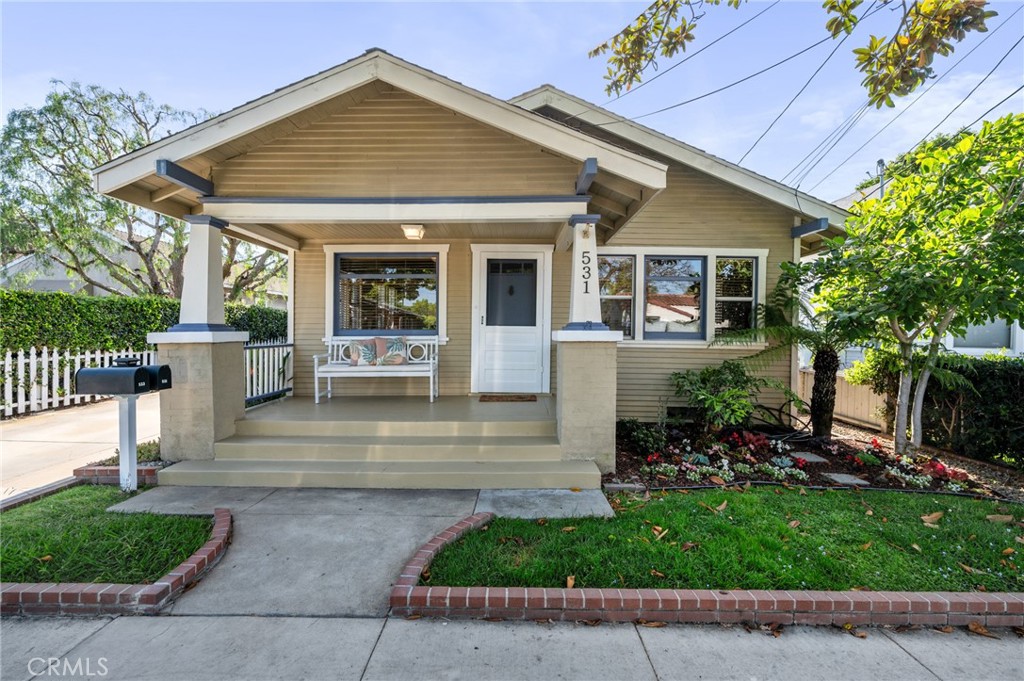 533 Roswell Avenue