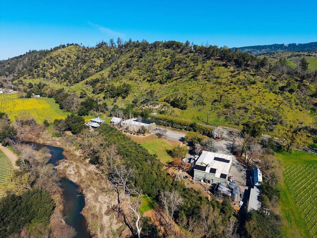 1001 Silverado Trail South