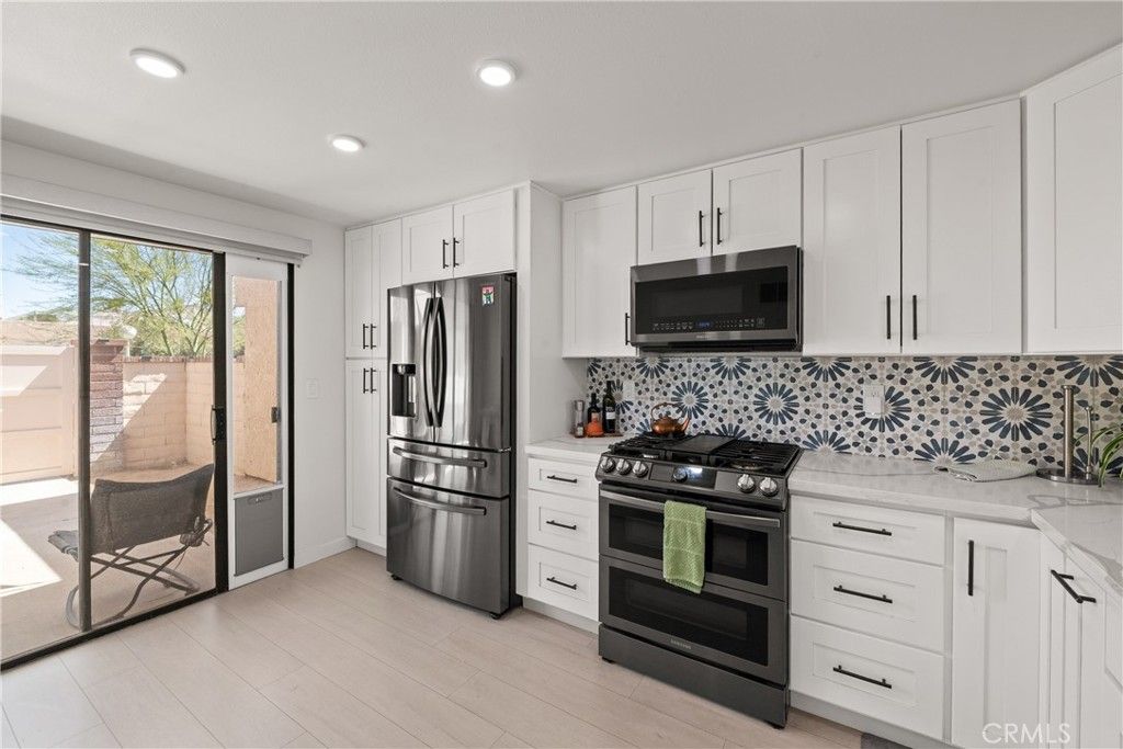 listing image 130722696738132435805