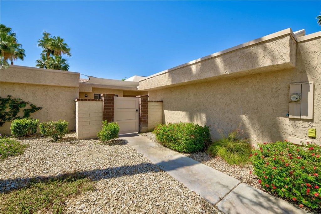 listing image 130727351662784226971