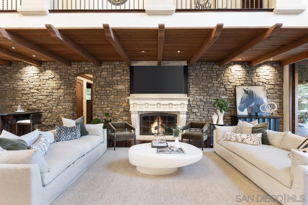 Del Mar - Residential