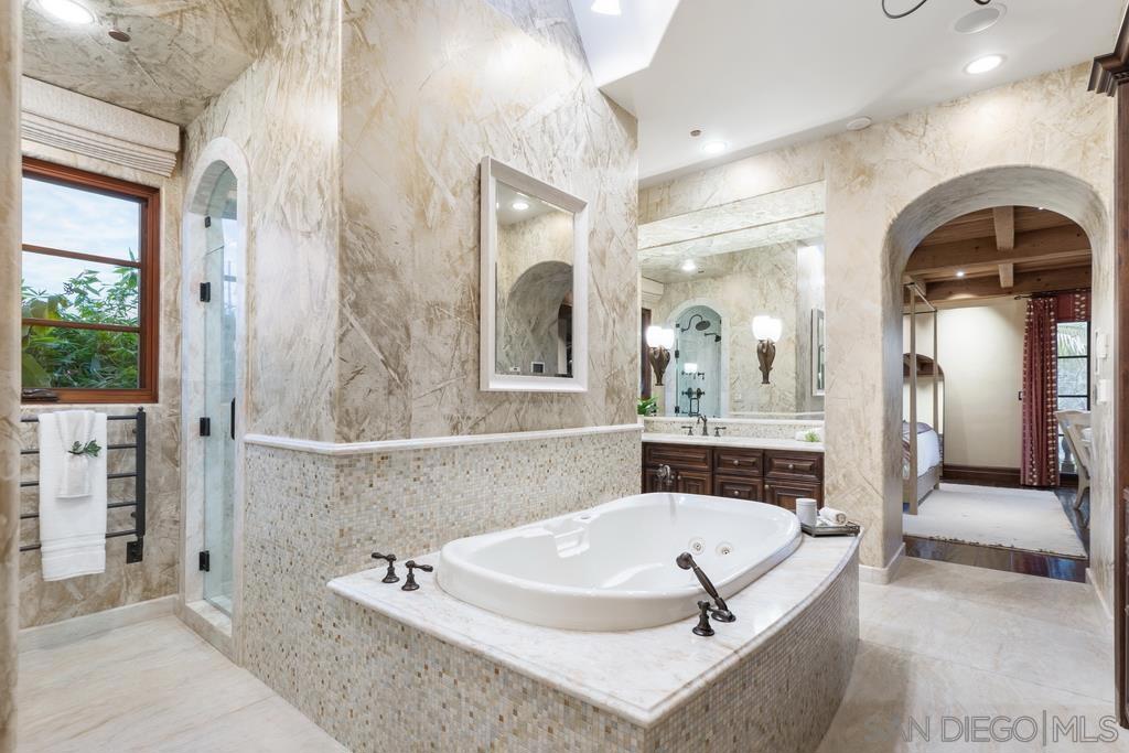 Del Mar - Residential