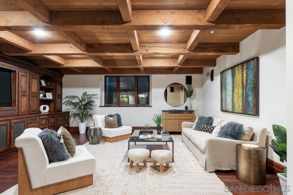 Del Mar - Residential