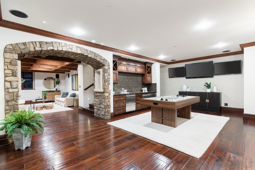 Del Mar - Residential