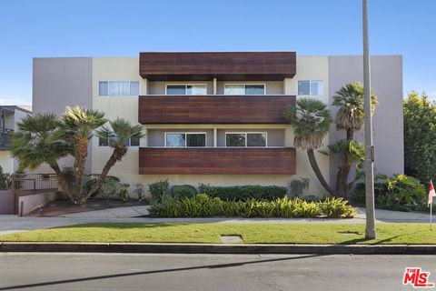 Photo of 1028 S Bedford Street #7, Los Angeles, CA 90035 (MLS # 26847515)