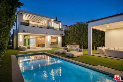 Photo of 14822 Hesby Street, Sherman Oaks, CA 91403 (MLS # 25612151) Photo of 14822 Hesby Street, Sherman Oaks, CA 91403 (MLS # 25612151)