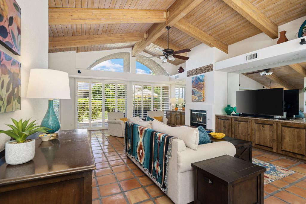 Mountain Cove - Residential Lease