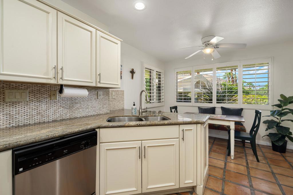 Mountain Cove - Residential Lease