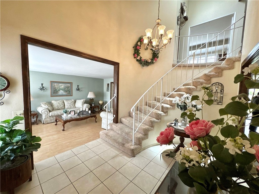 1025 Cannonade, Costa Mesa CA 92626 - Photo 8