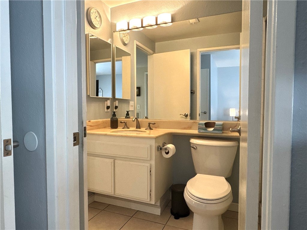 1025 Cannonade, Costa Mesa CA 92626 - Photo 21