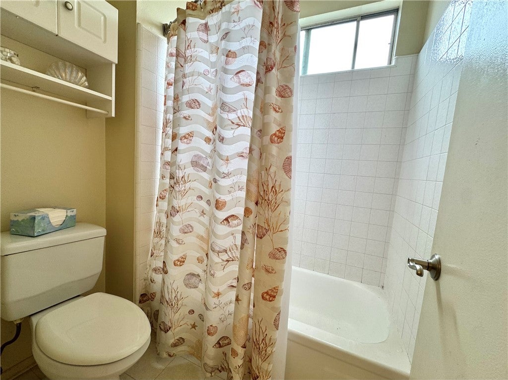 1025 Cannonade, Costa Mesa CA 92626 - Photo 44