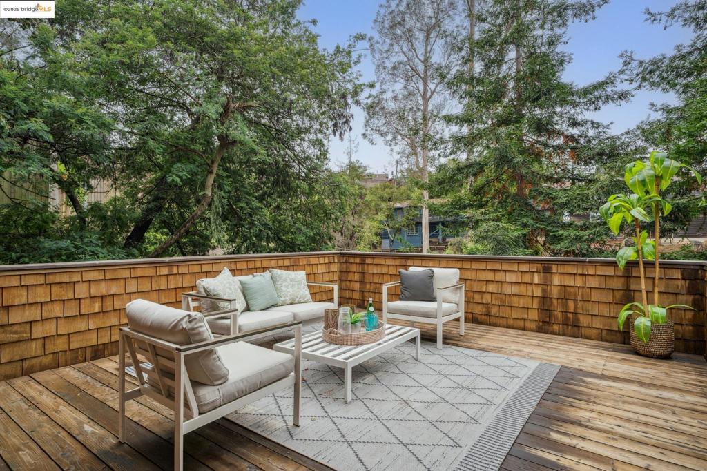 BERKELEY HILLS - Residential