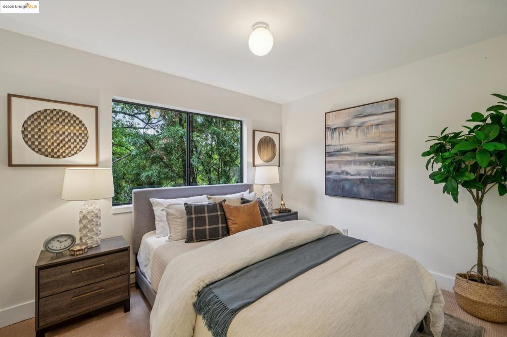 BERKELEY HILLS - Residential