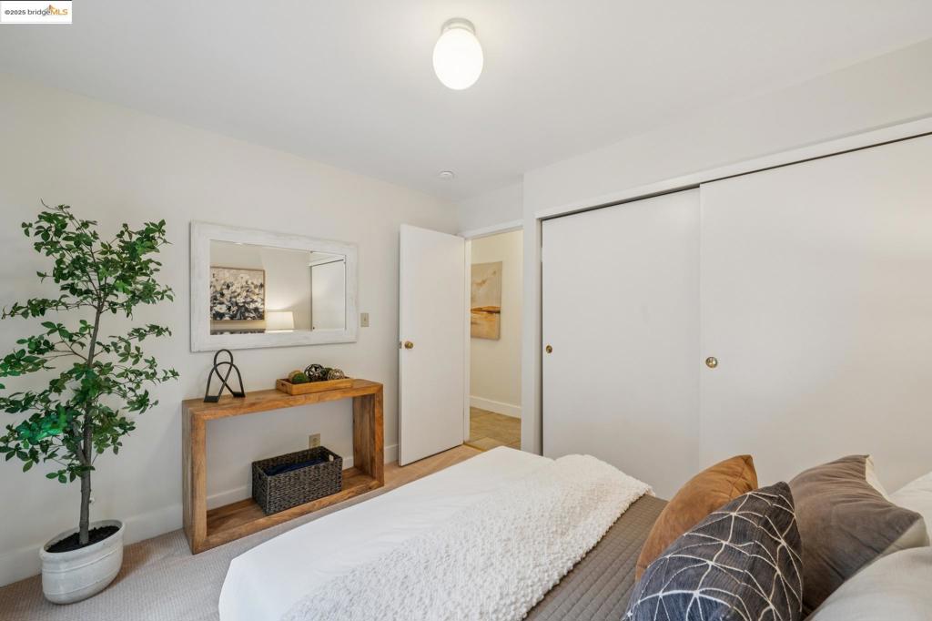 BERKELEY HILLS - Residential