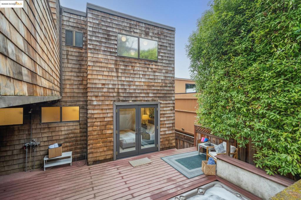 BERKELEY HILLS - Residential