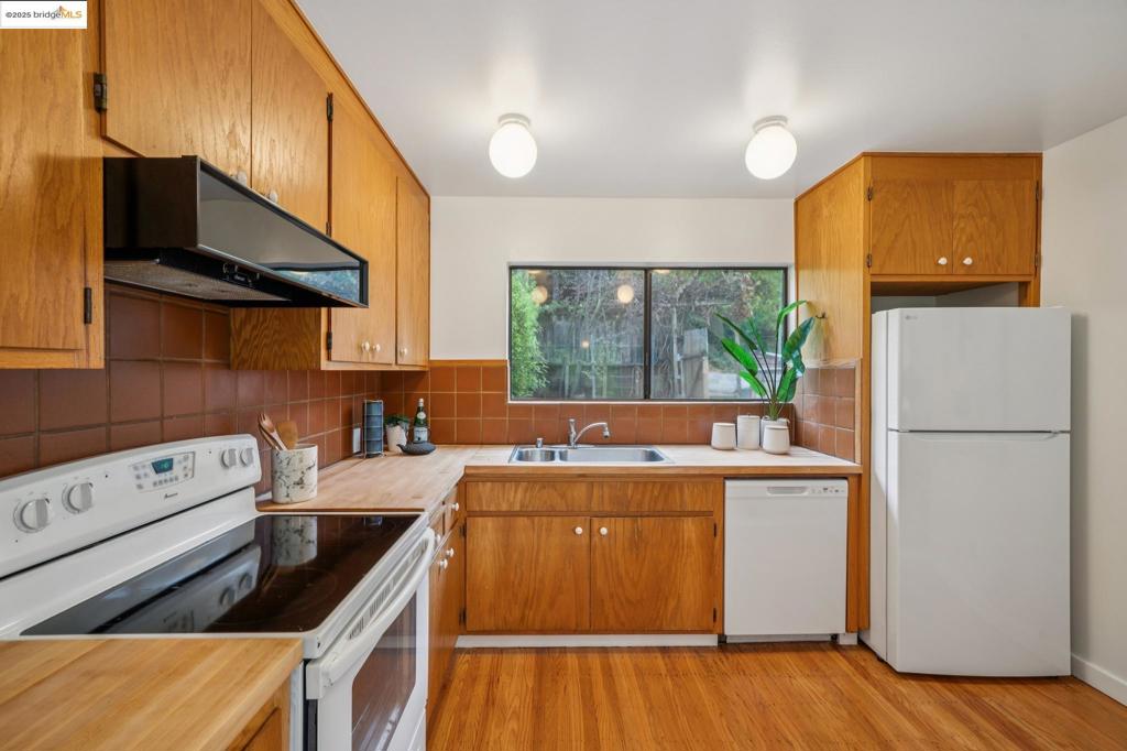 BERKELEY HILLS - Residential