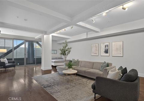 Photo of 433 Pine AVE #102, Long Beach, CA 90802 (MLS # PW26116871)