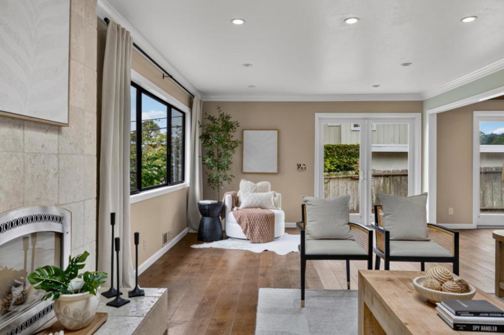 618 Mar Vista Drive