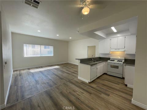 Photo of 11459 Collins ST #113, North Hollywood, CA 91601 (MLS # SR26170518)