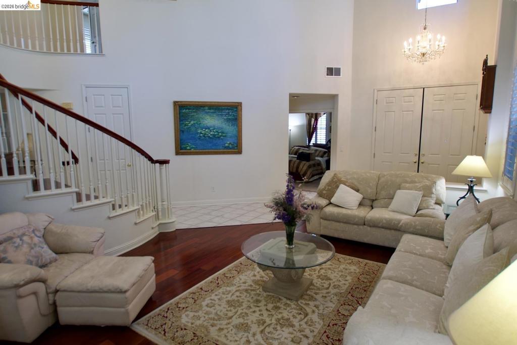 1692 Via Campo Verde