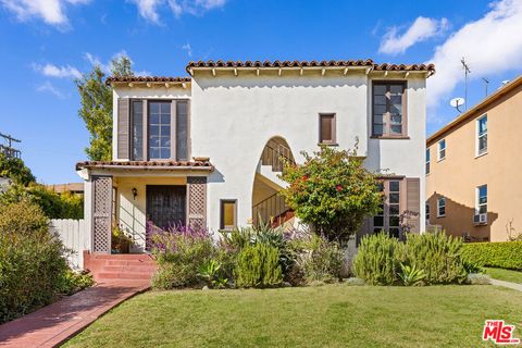 Photo of 10615 Ayres Avenue, Los Angeles, CA 90064 (MLS # 26644043)
