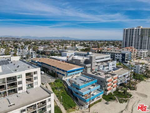 Photo of 32 5th Place, Long Beach, CA 90802 (MLS # 26868849)