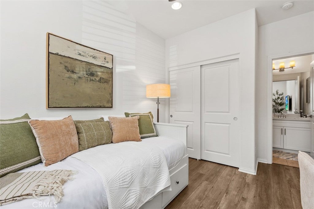 160 Capricorn, Irvine CA 92618 - Photo 7