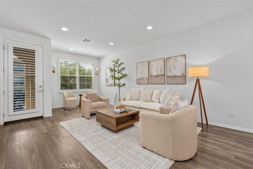 160 Capricorn, Irvine CA 92618 - Photo 9