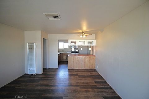 Photo of 521 Lillian Dr, Barstow, CA 92311 (MLS # HD25242579)