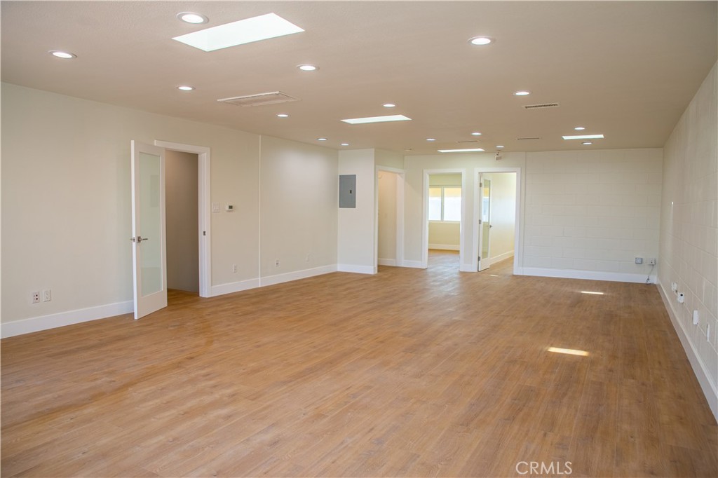 540 N El Camino Real