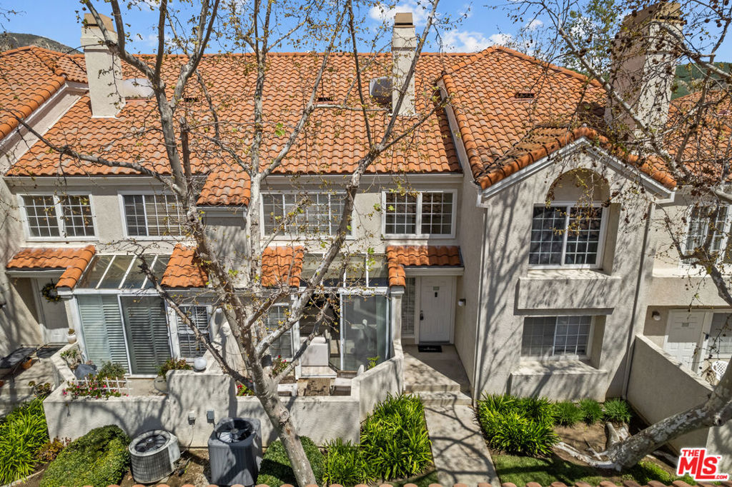 4240 Lost Hills Road 3303