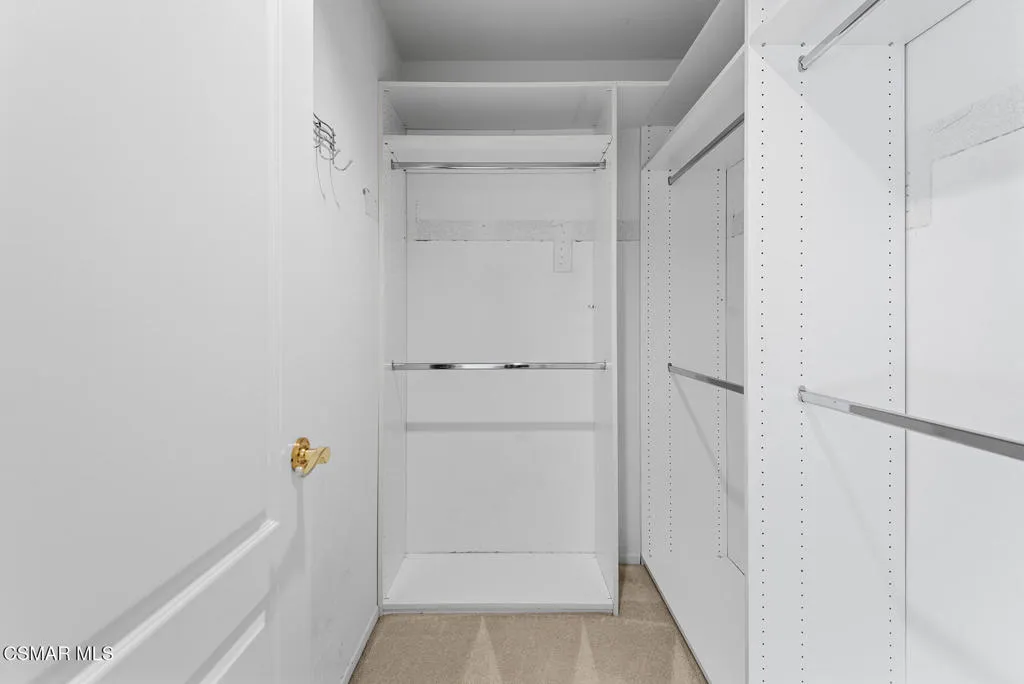 Oak Park, California 91377, United States, 3 Bedrooms Bedrooms, ,2 BathroomsBathrooms,Residential,Pending,206369