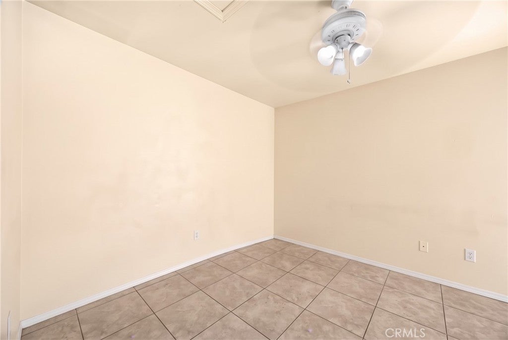 2031 E Spaulding Way
